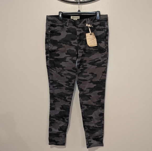 democracy ab technology camo pants